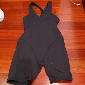 ALO Yoga Black Cross-Back Bodysuit